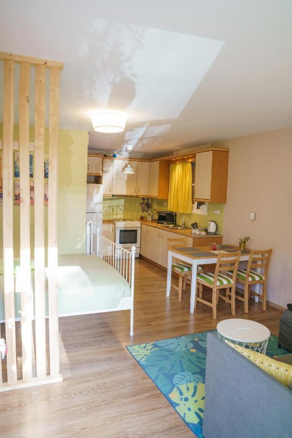 Yiannis Apartments 1 Ioannina Exterior photo
